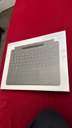 Microsoft surface pro signature keyboard w/slim pen 2