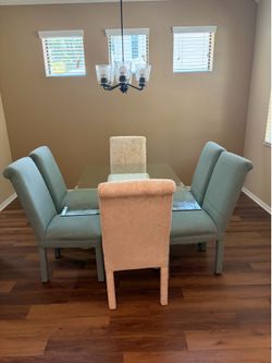 Dining room set