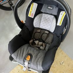 Chico Infant Car Seat With Base
