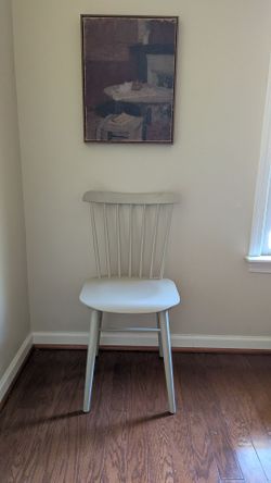 Enameled Light Gray Coastal Style Chair