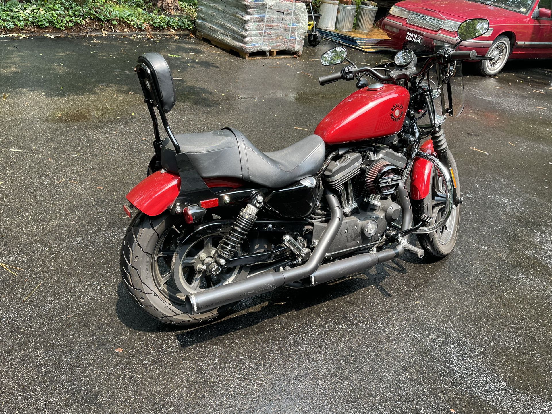 2019 Harley Sportster Iron 883 And Helmet