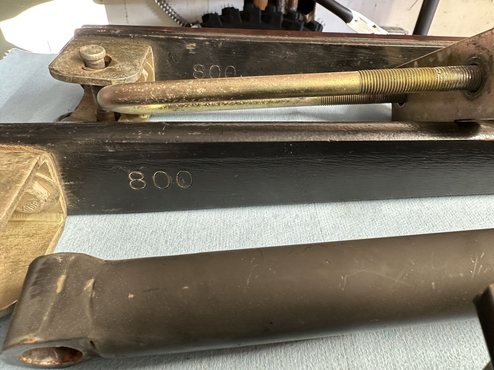 Hensley Arrow Cub Tow Hitch Weight Distribution Hitch for Sale in