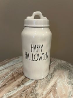 Rae Dunn Jar