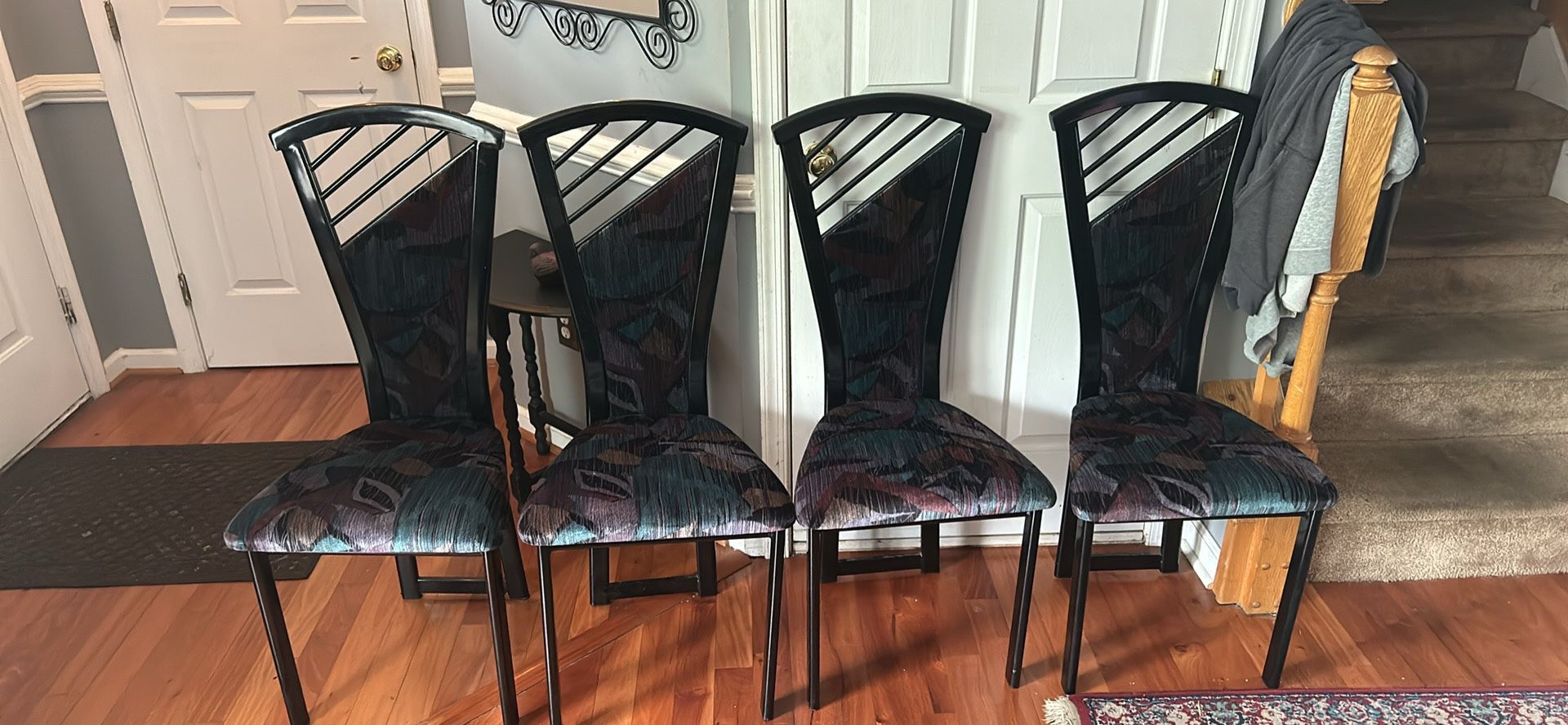Set Of 4 Indoor Dining Chairs 