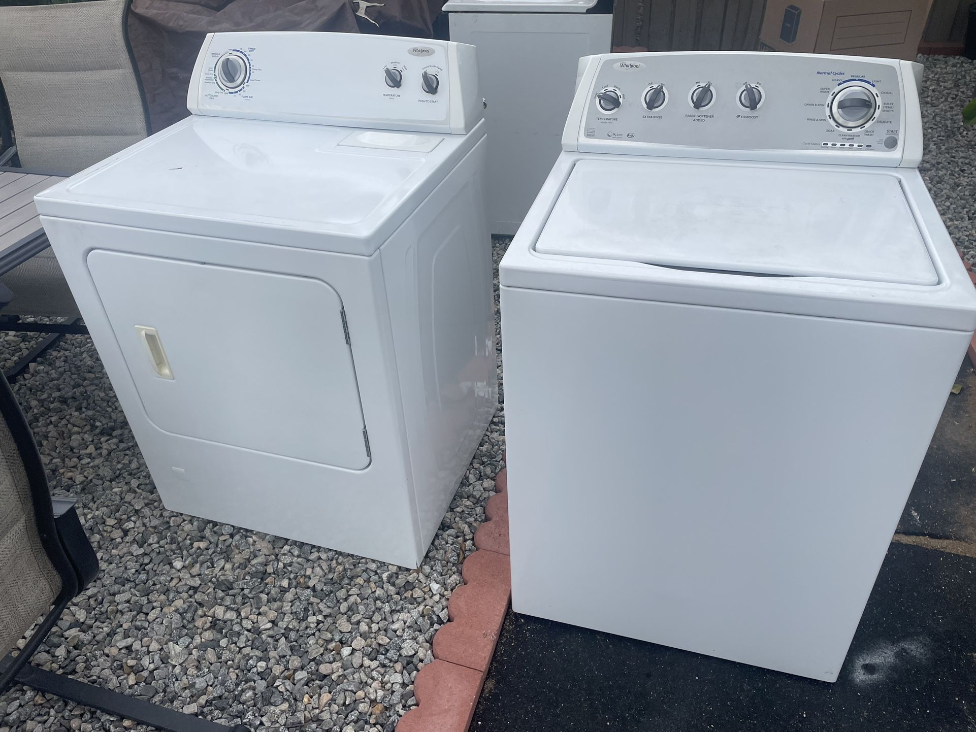 Whirlpool Washer And Gas Dyer Duet 