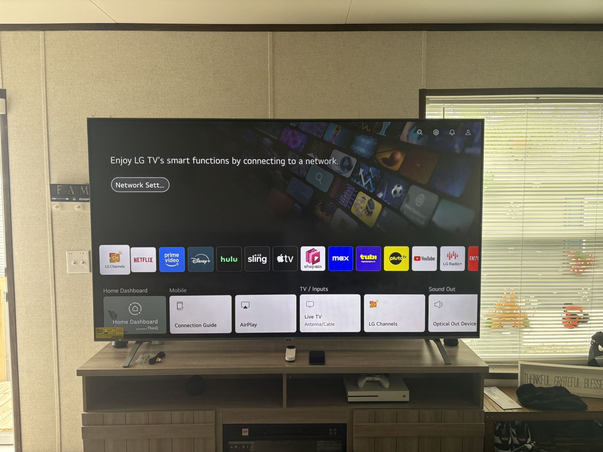 LG 86 Inches Tv