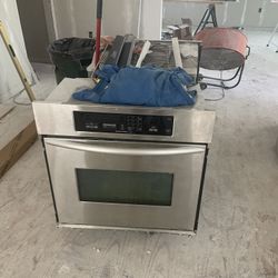 30” Stainless Kitchen Aid Stoves. Two Of Them 