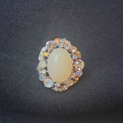 Classy Ring With Diamonds And Pearls