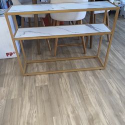 Console Table Entry Table 