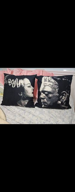 If Frankenstein and bride pillowset