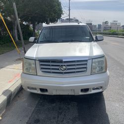 2002 Cadillac Escalade 