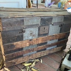 Antique Steamer Trunk