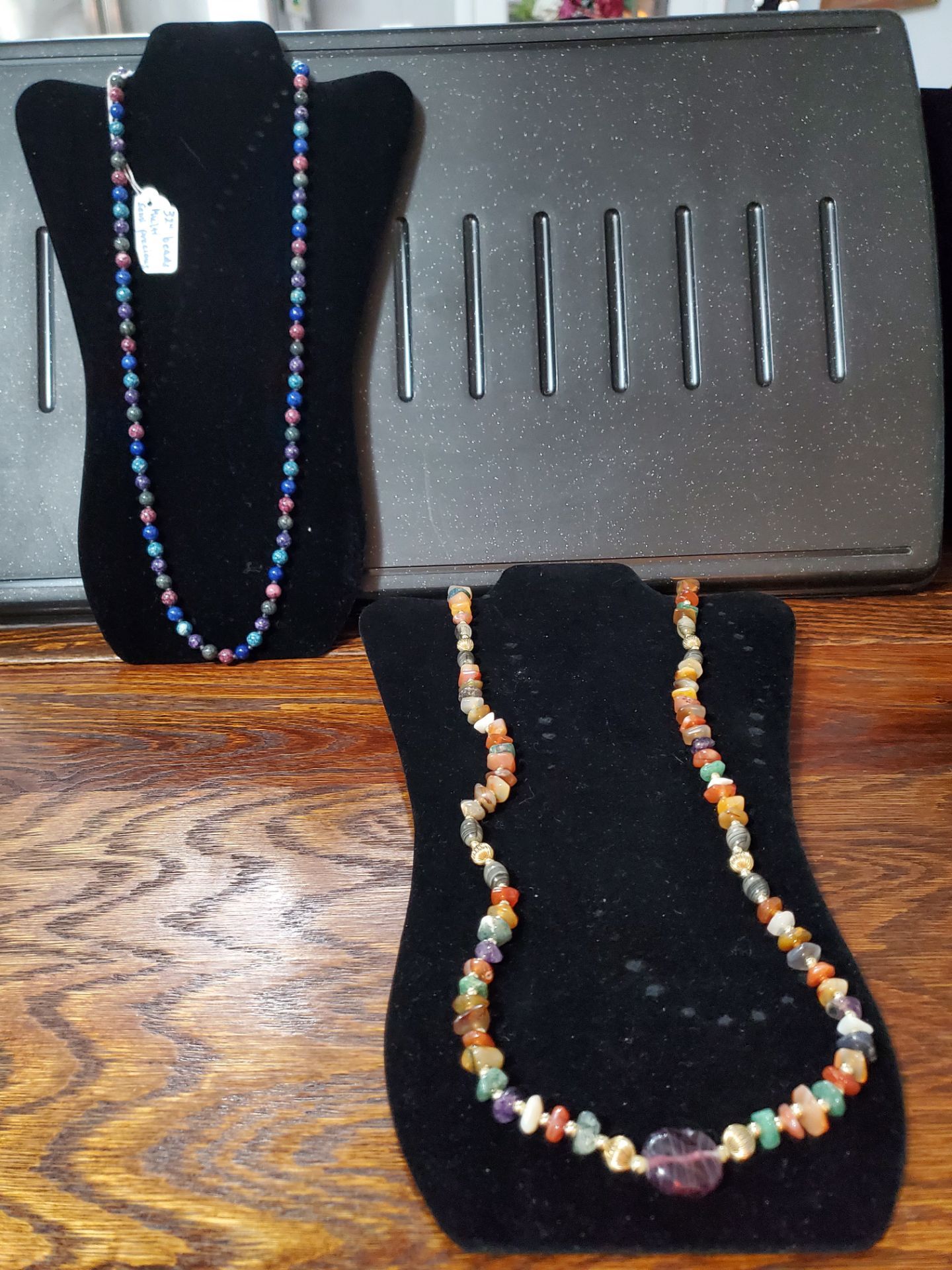 2 VINTAGE SEMI-PRECIOUS STONE NECKLACES