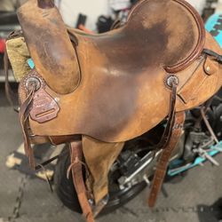Custom Ryons Saddle