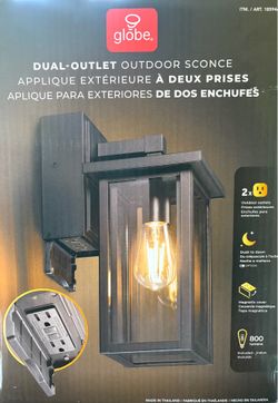 Dual Outlet Porch Light