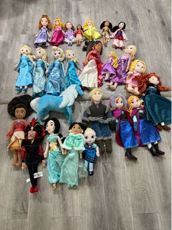 Huge lot of Disney Princesses stuffed plush dolls