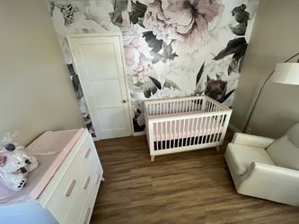 Crib / toddler bed