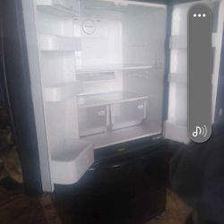 $275 OBO - SAMSUNG 32 cu. ft. Mega Capacity 3-Door French Door Refrigerator with Ice Maker in Matte Black Steel  (2022)