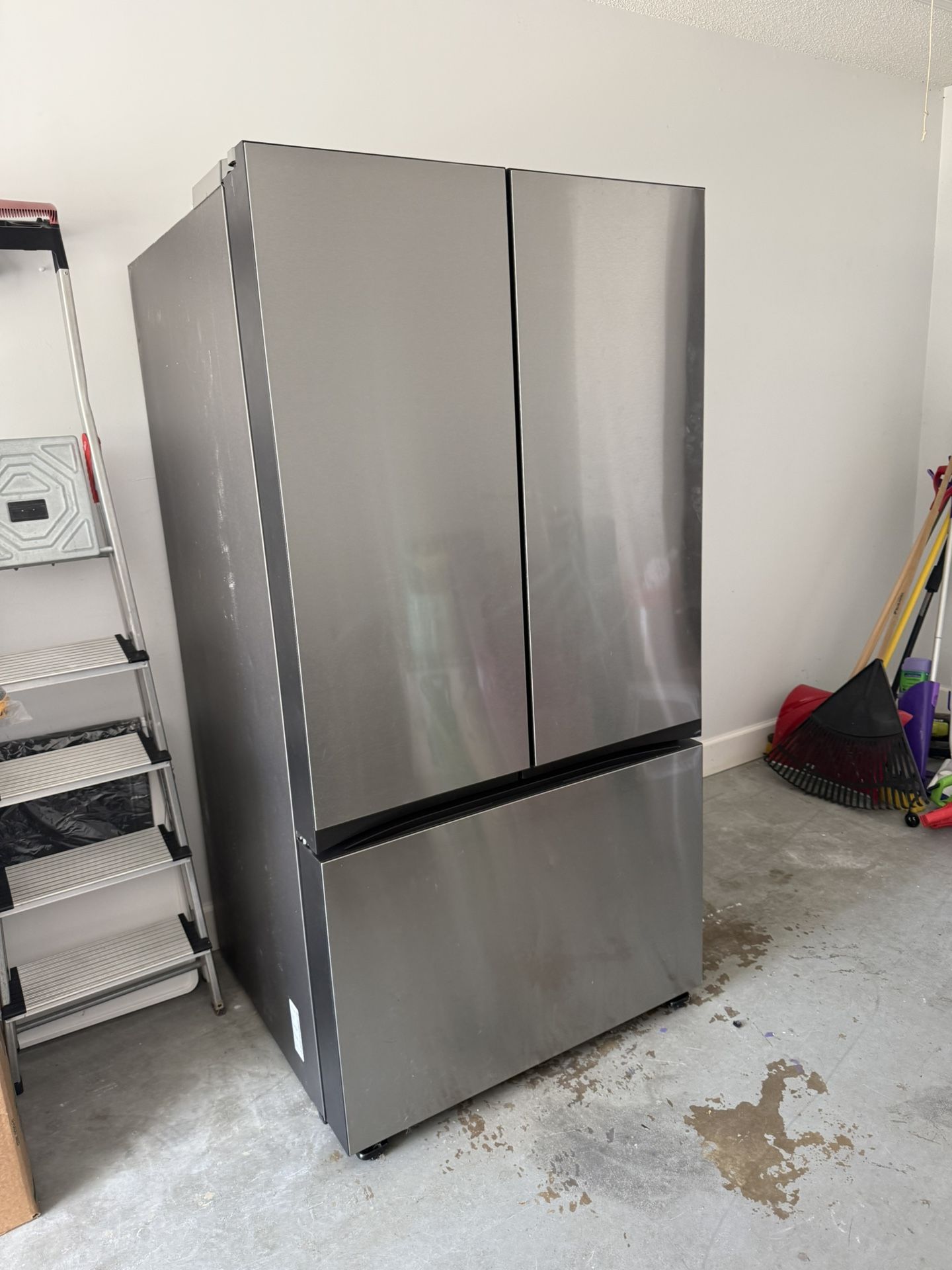 Samsung Fridge / Ice Maker