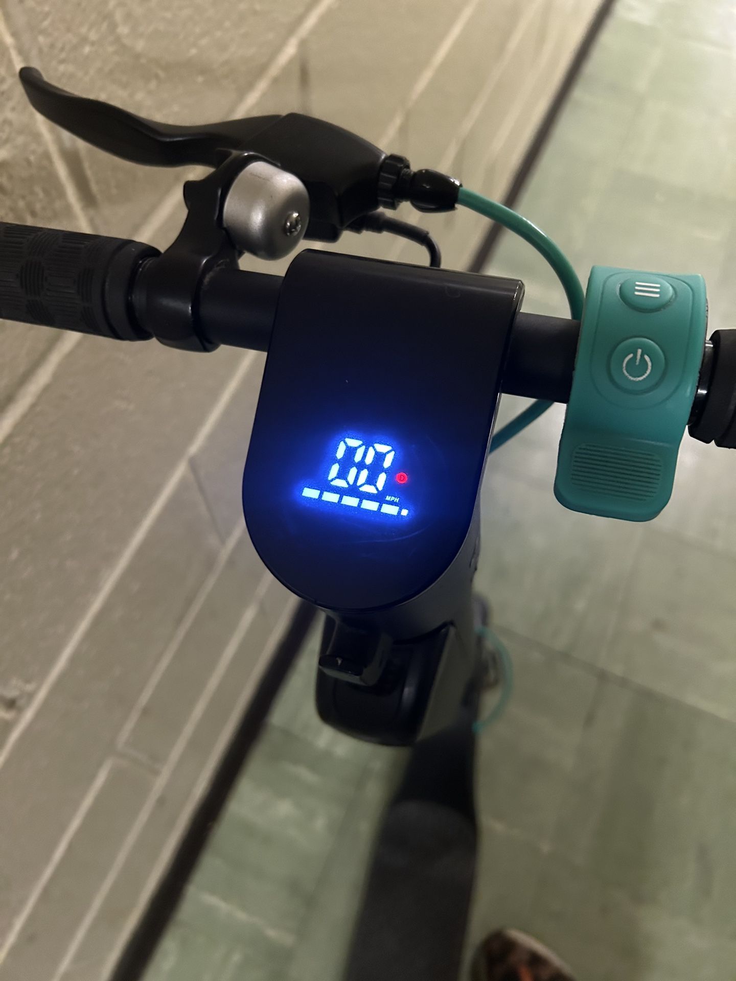 Levy Scooter