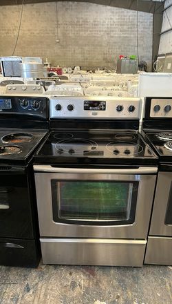Maytag Stainless Electric Range - Sleek GlassTop