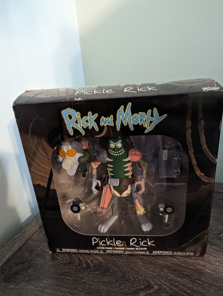 Pickle Rick Figurine