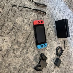 Nintendo Switch.  10 Games. Charger. 