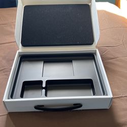 Apple Mac book Box 