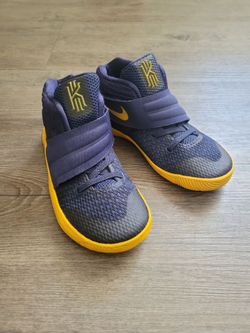 Kids Nike Kyrie 2