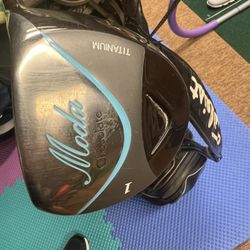 Women’s golf Chocolate, Driver, women’s Flexe,  graphite shaft, $89