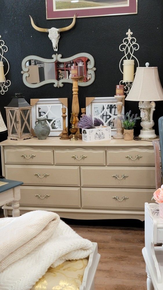 Dresser