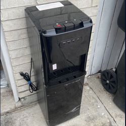 ( New ) 3 Temperature Water Dispenser Bottom Loading 