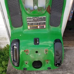 ((Rear Fender JD D105)) Mower