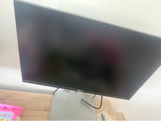 Dell  and LG computer screen