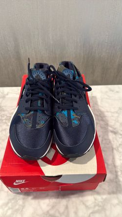 Nike Air Huarache Navy Blue Sneakers Size 8.5 Women’s