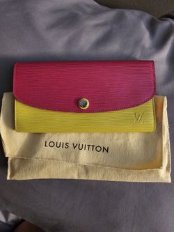 Louis Vuitton 
Epi Emilie Wallet Pivoine