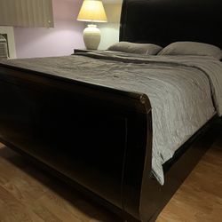 Queen Size Bed Frame 