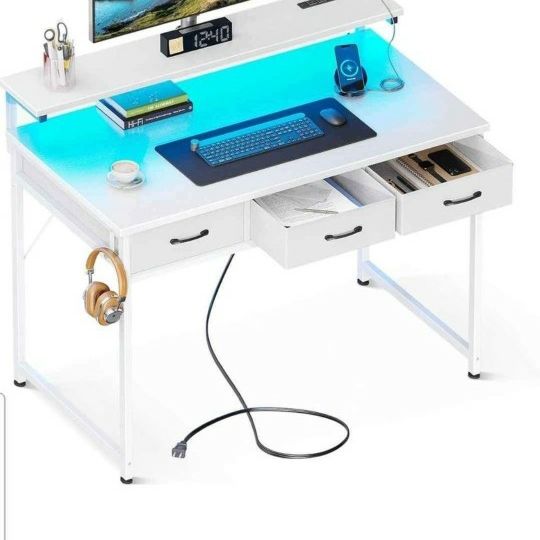 LED Computer Desk  ***NEW***  #46-QPA