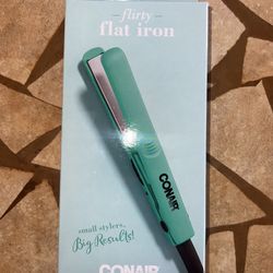 Conair Mini 1/2" Ceramic Flat Iron Hair Straightener Turquoise