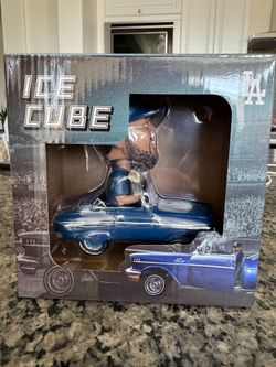 Ice Cube bobble Head