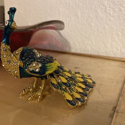 Crystal Peacock 