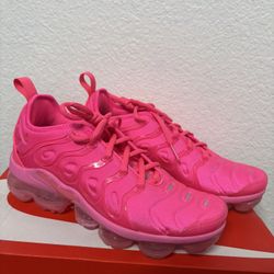 Woman Air Vapormax Plus Shoes