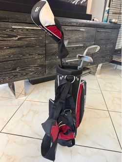Nitro Junior Golf Set – Right-Handed – 3 Clubs + Stand Bag