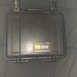 Pelican 1300