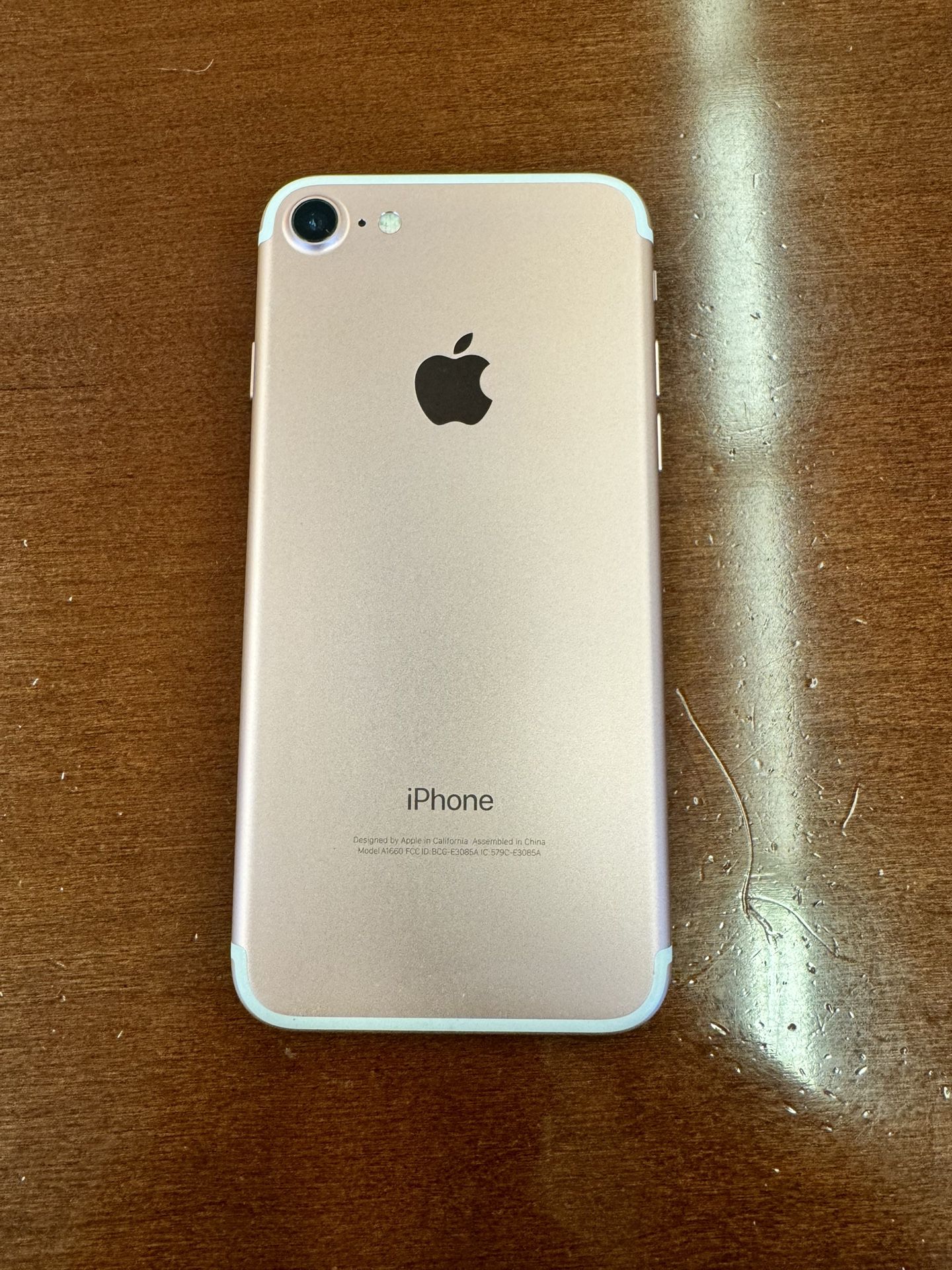 Apple iPhone 7 32gb !!! Amazing Condition! Unlocked Use Any Carrier, Hablo Espanol