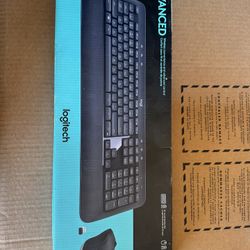 Logitech Advanced MK540 Wireless Keyboard And Mouse Set - *New* - $30