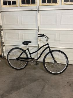 Black Huffy  Cranbrook Beach Cruiser Bicycle