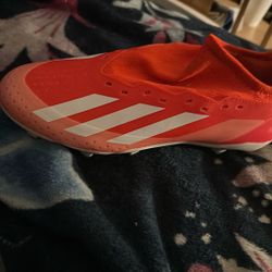 ADIDAS CRAZYFAST SIZE 7 AND A HALF