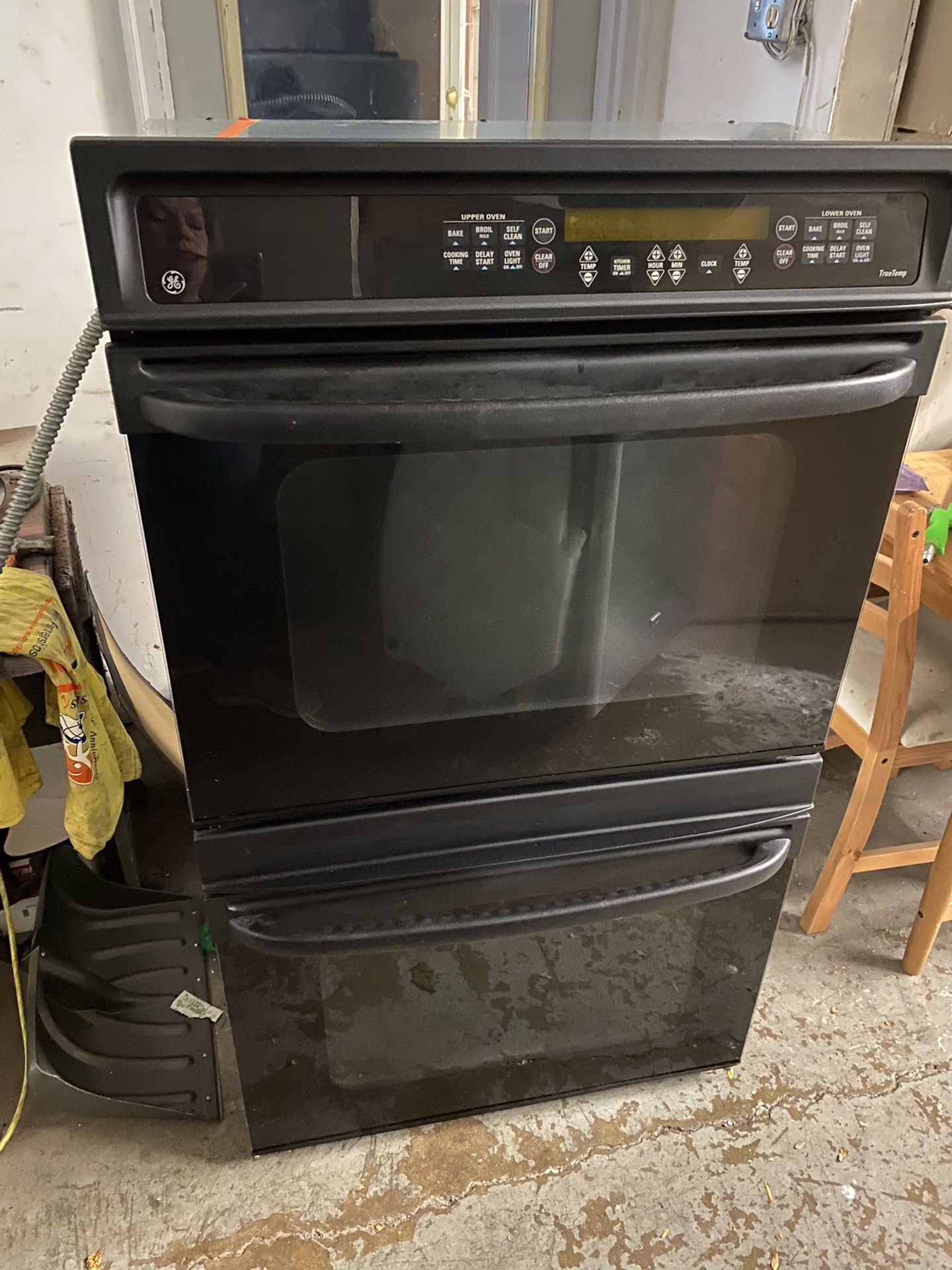 GE True Temp Electric Double Built-In Wall Ovens