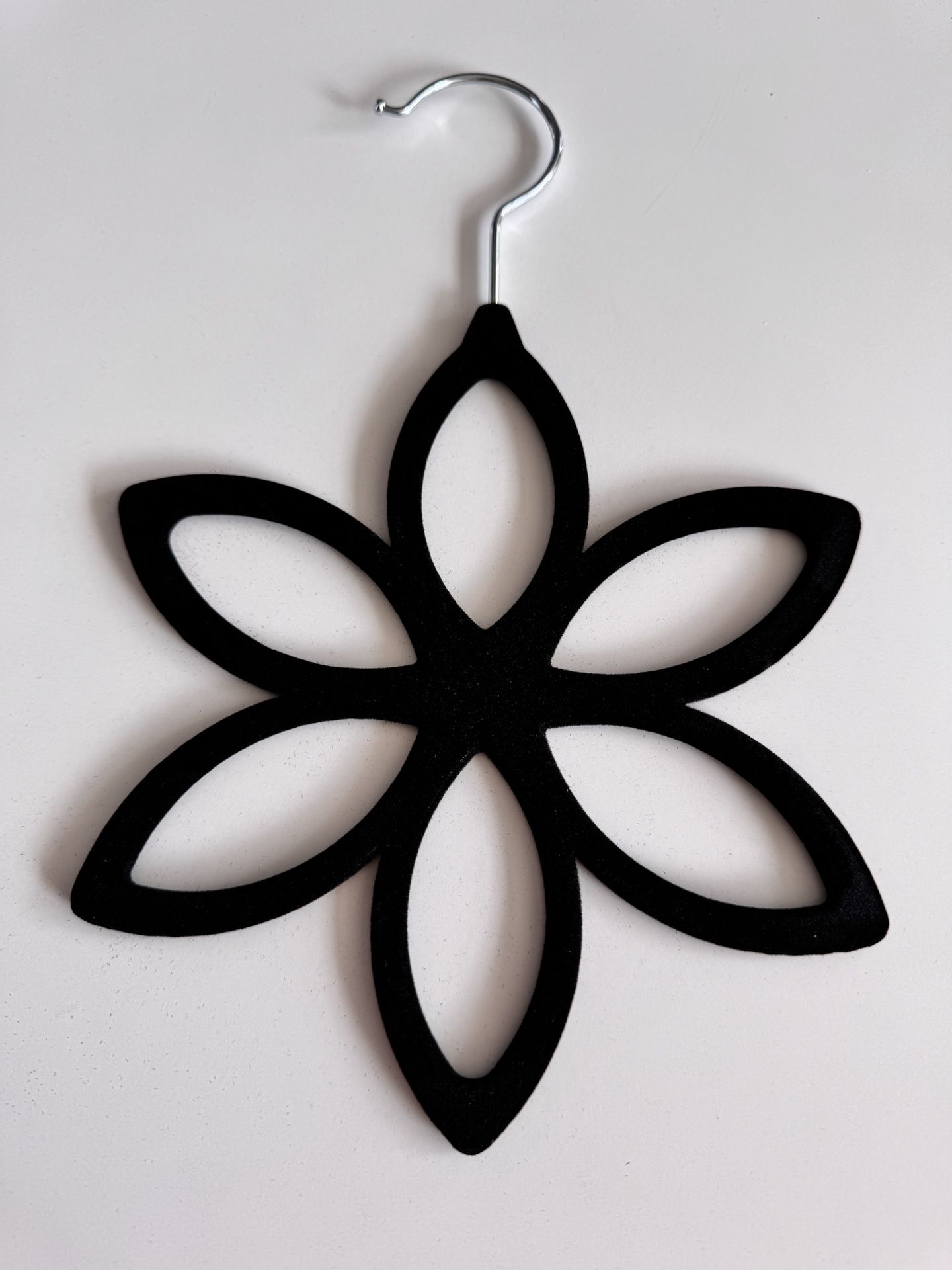 scarf hanger